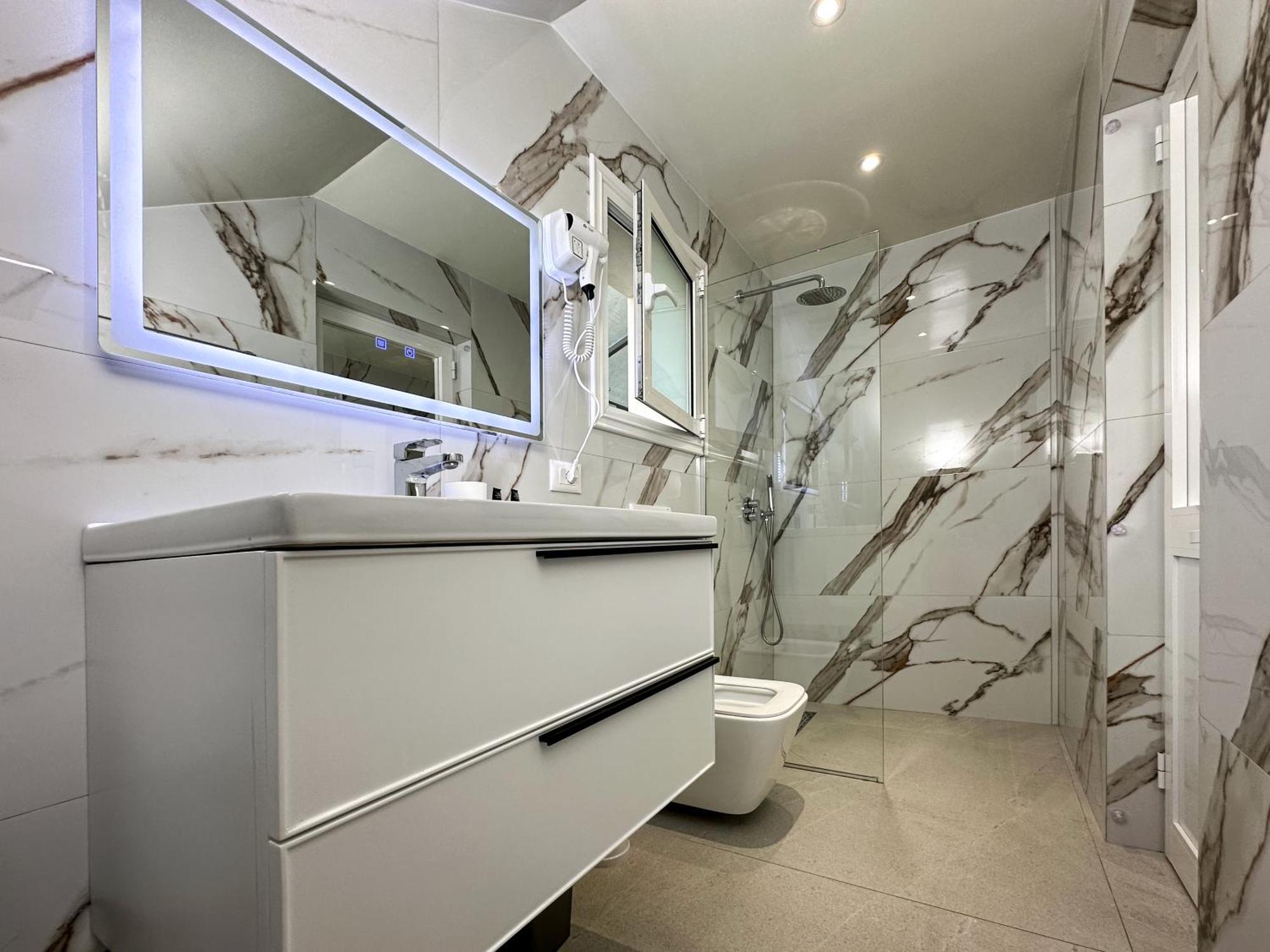 Home Select Tirana 2 Dış mekan fotoğraf