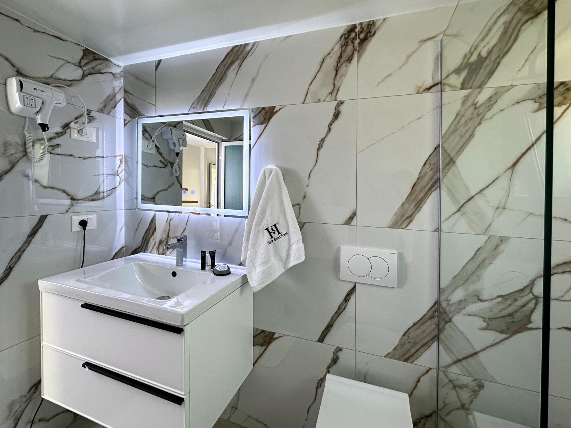 Home Select Tirana 2 Dış mekan fotoğraf